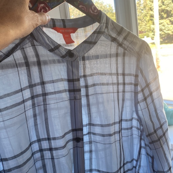 Joe Fresh women’s blouse blue size medium long sleeve thin light flared bottom. - Picture 11 of 12